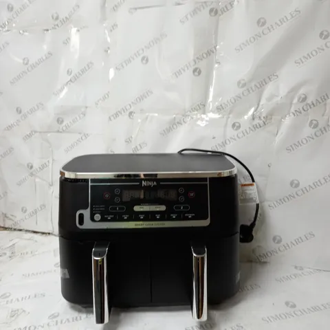 BOXED NINJA FOODI MAX DUAL ZONE 9.5L AIR FRYER AF451UK