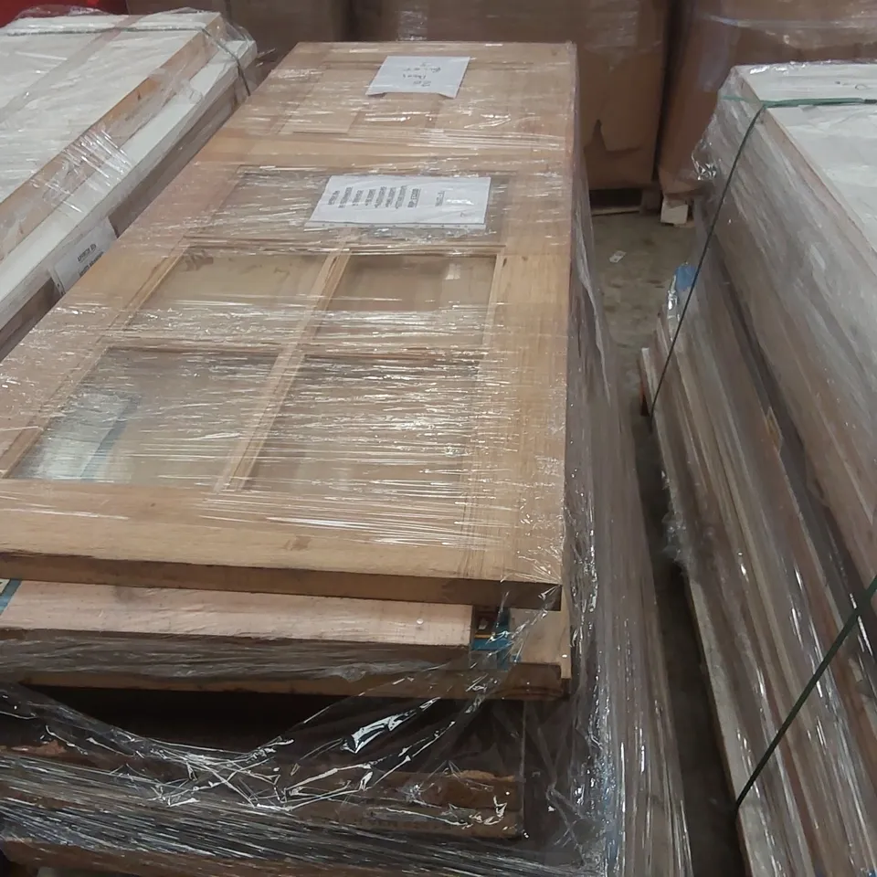 PALLET CONTAINING APPROXIMATELY 26x MIXED BRANDED HOUSEHOLD FIRE DOORS, GLAZED DOORS, PANEL DOORS, COTTAGE DOORS ECT