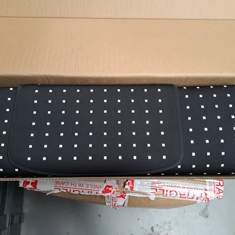 FULL BODY RED LIGHT THERAPY MAT