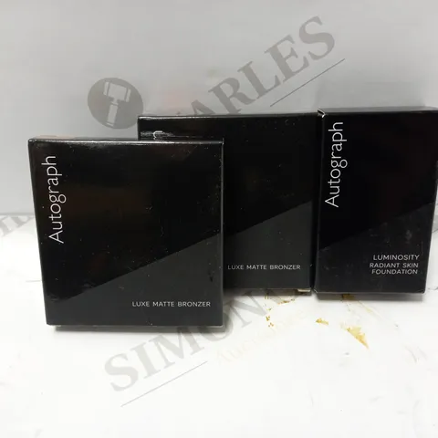 LOT OF 3 AUTOGRAPH MAKEUP PRODUCTS TO INCLUDE 2 X LUXE MATTE BRONZER (COOL & WARM) & 1 X LUMINOSITY RADIANT SKIN BRONZER - MC45