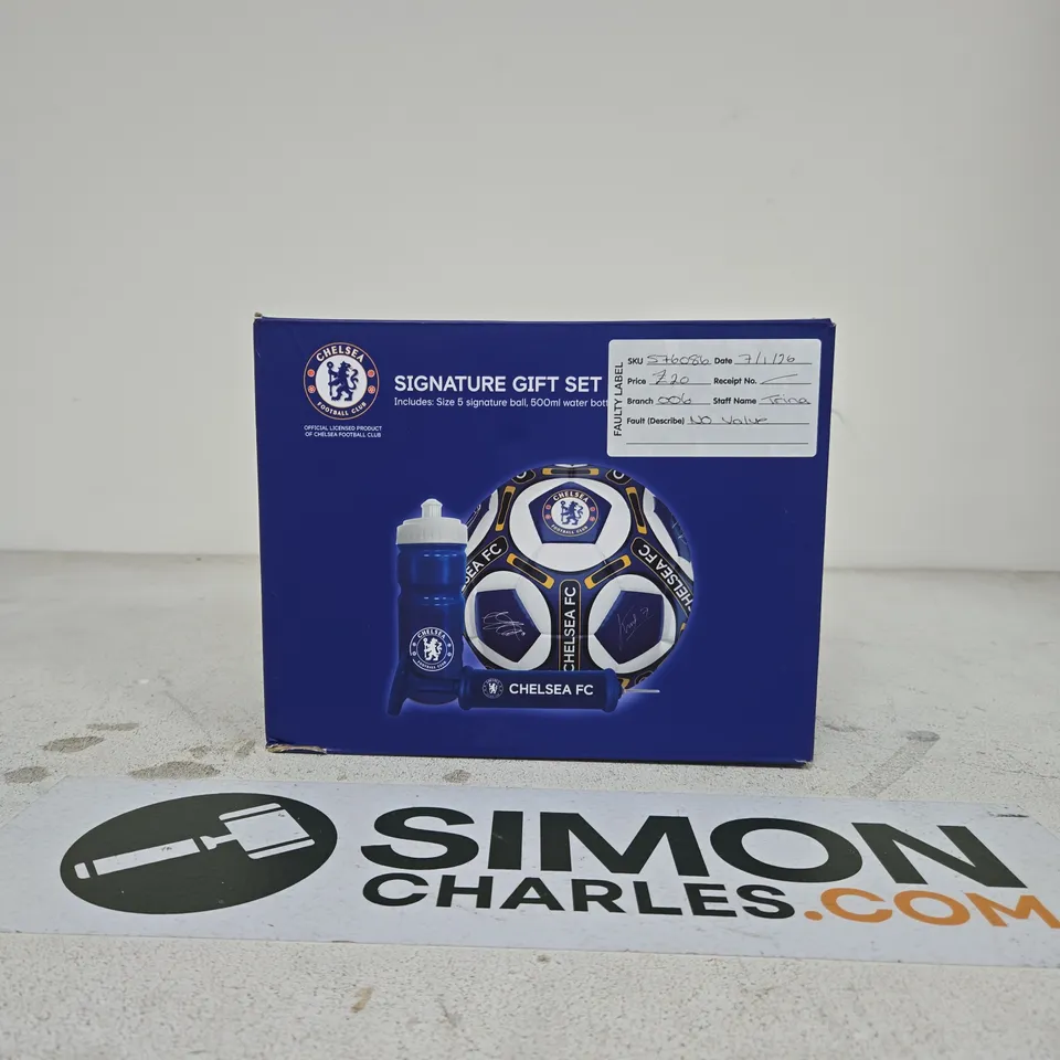 CHELSEA FC SIGNATURE GIFT SET – AUTOGRAPHED SIZE 5 FOOTBALL & 500ML WATER BOTTLE