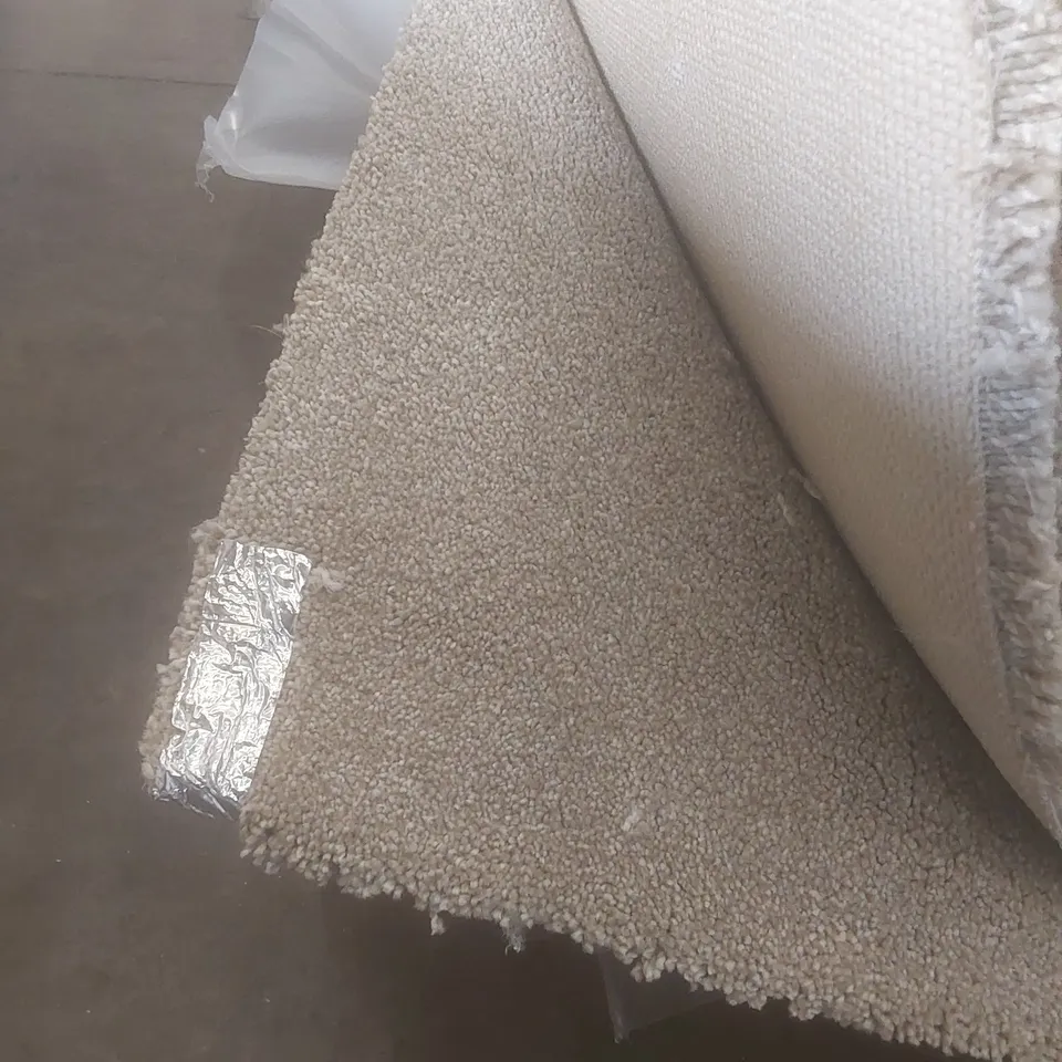 ROLL OF QUALITY FIRST IMPRESSIONS HUMBLE CARPET // SIZE: APPROX 5 X 15.6m