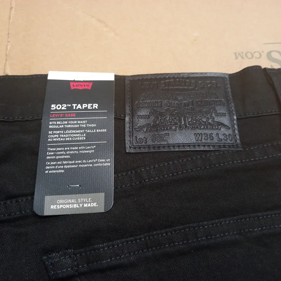 LEVIS 502 TAPER JEANS - W36 L30