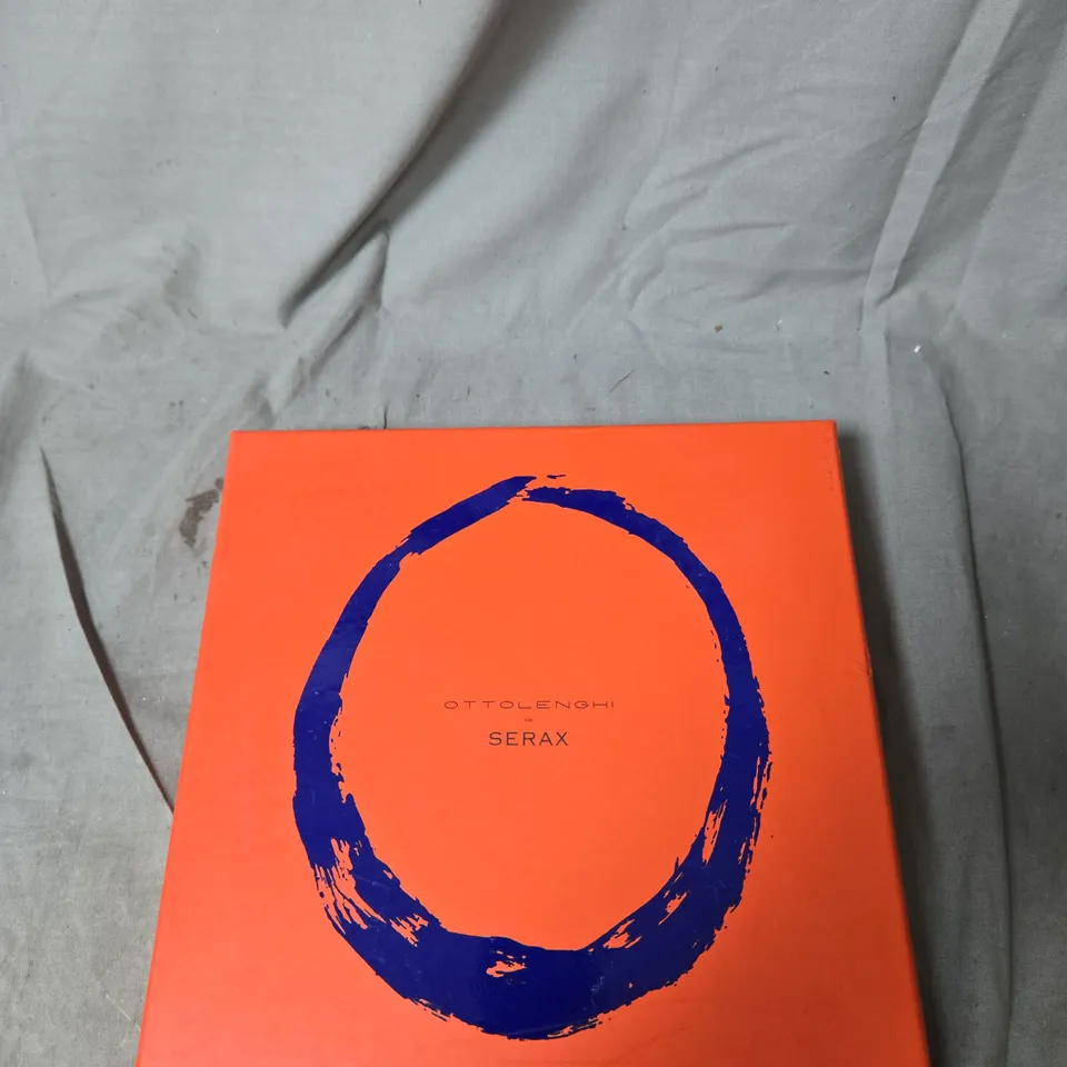 OTTOLENGHI FOR SERAX CERAMIC PLATE – PINK WITH BLUE BRUSHSTROKE (BOXED)