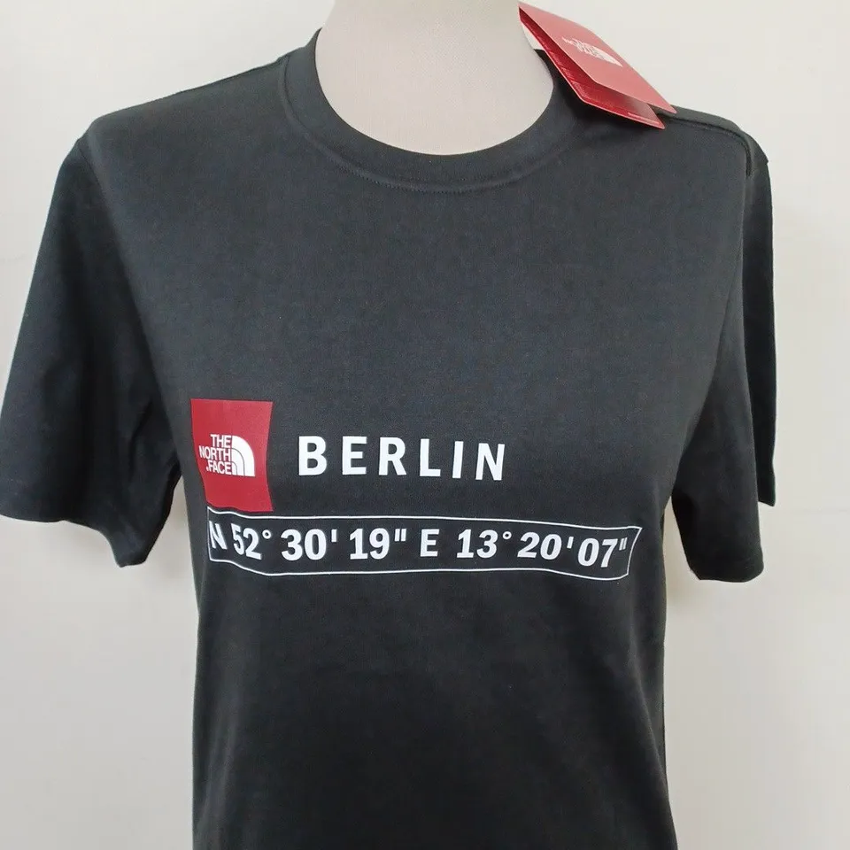 THE NORTH FACE BERLIN T-SHIRT IN BLACK SIZE XS