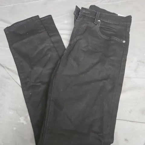 LEVIS 512 SLIM TAPER JEANS IN BLACK - 32X34