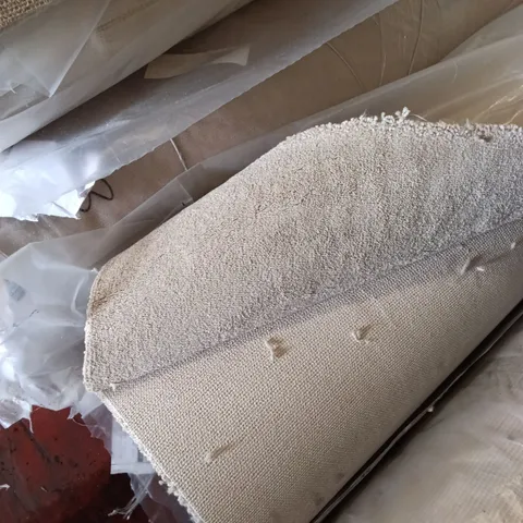 ROLL OF QUALITY NEW EC HEARTLAND BAYTON CARPET // APPROX SIZE: 4.55 X 5.00M