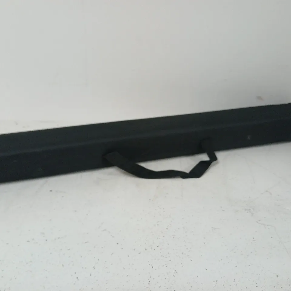 RETRACTABLE DISPLAY BOARD