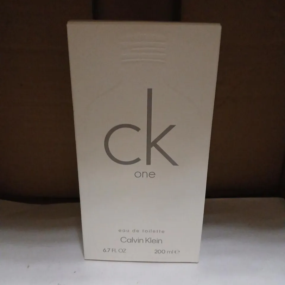 BOXED CALVIN KLEIN ONE EAU DE TOILETTE 200ML