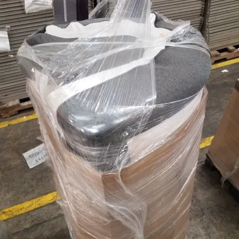 PALLET CONTAINING 2 LED FLOOR LAMPS & EMMA MATTRESS- SIZE UNSPECIFIED