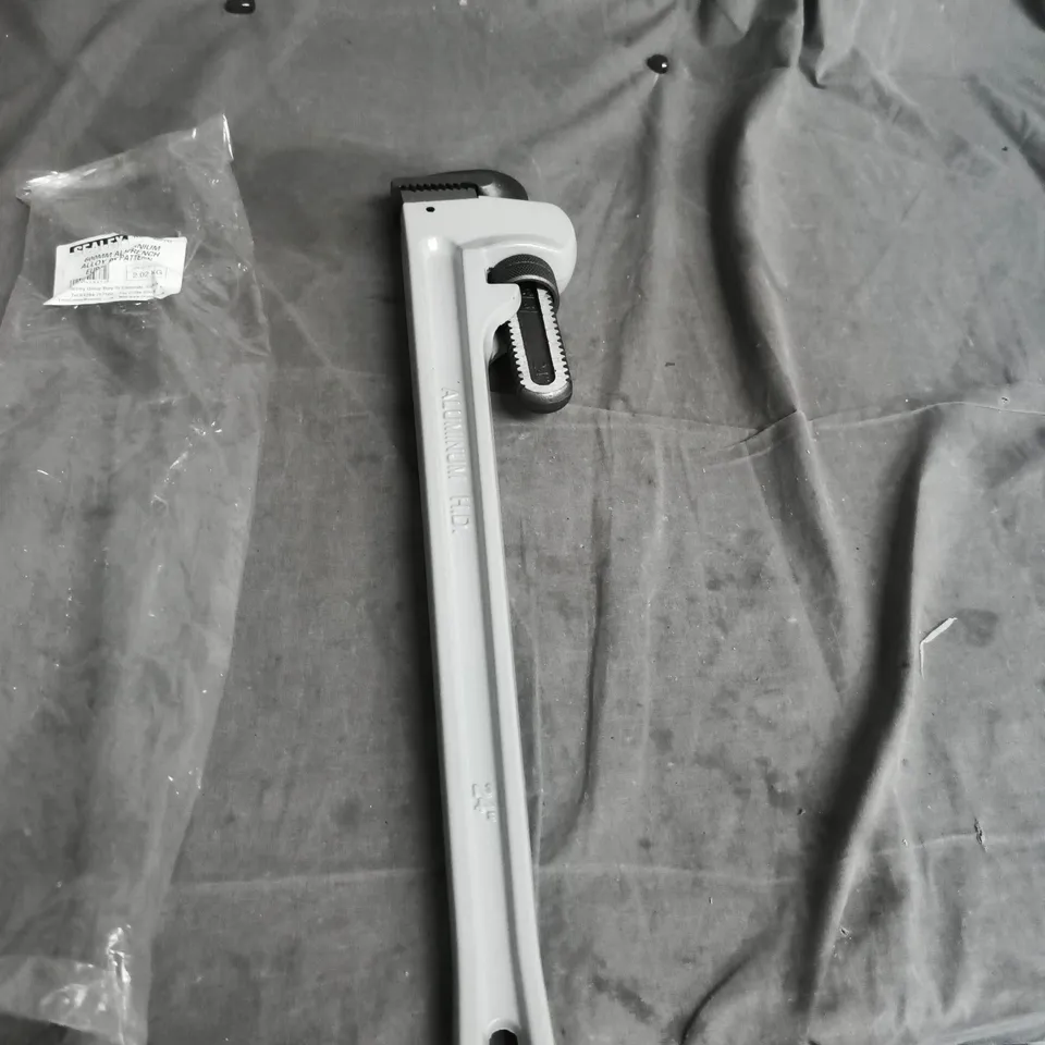 SEALEY 600MM ALUMINIUM ALLOY PIPE WRENCH – EUROPEAN PATTERN (AK5110)