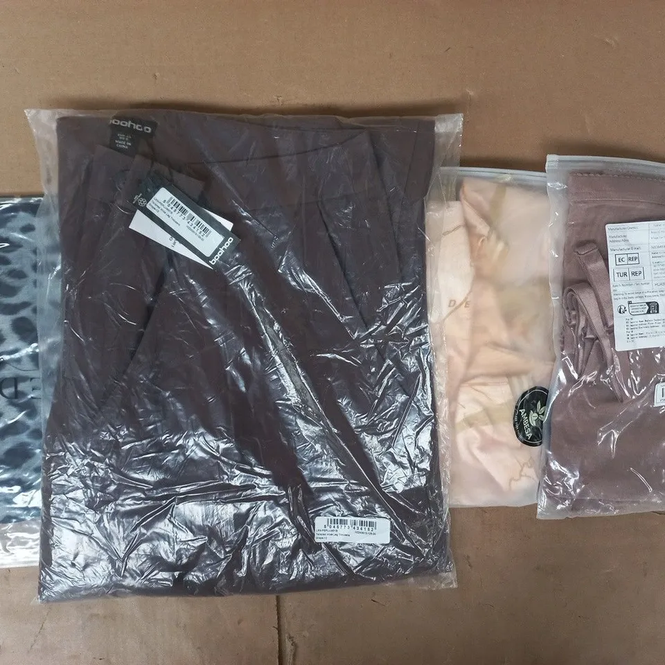 APPROXIMATELY 20 ASSORTED CLOTHING AND FASHION PRODUCTS IN VARIOUS STYLES AND SIZES - COLLECTION ONLY