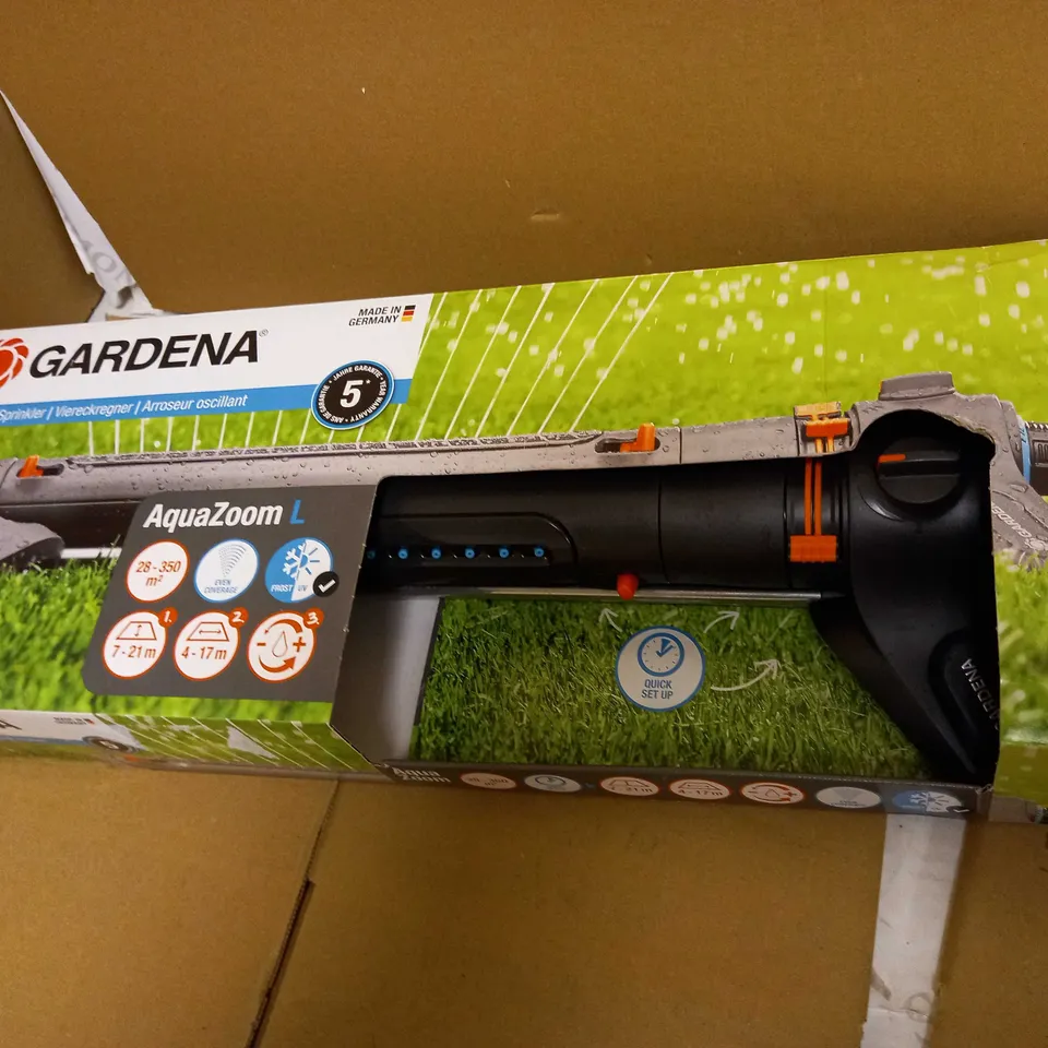GARDENA OSCILLATING SPRINKLER