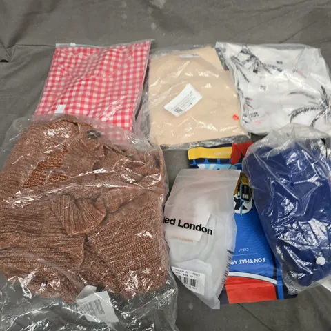 APPROXIMATELY 40 ASSORTED CLOTHING ITEMS IN VARIOUS SIZES, STYLES & COLOURS TO INCLUDE BIKINIS, TOPS, DRESSES, ETC  COLLECTION ONLY