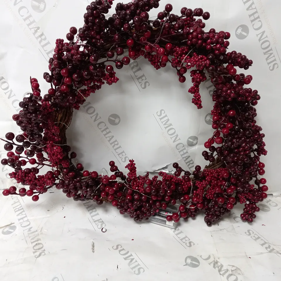 PRE-LIT MIXED BERRY WREATH
