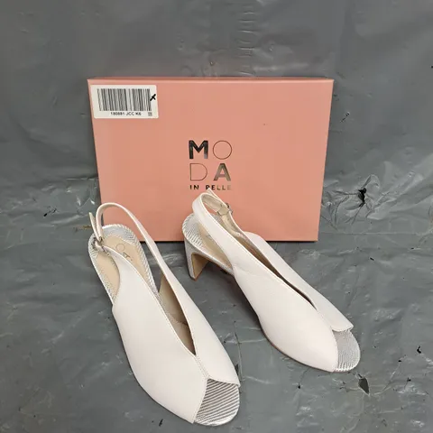 BOXED PAIR OF MODA IN PELLE CHRISSI DEEP PEEP TOE SLINGBACK WHITE LEATHER HEEL SIZE 39