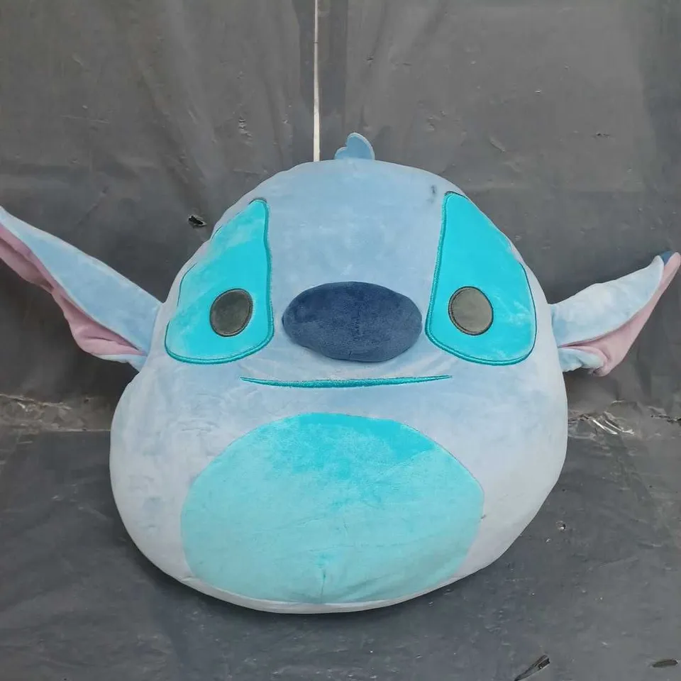 SQUISHMALLOWS DISNEY STITCH PLUSHIE