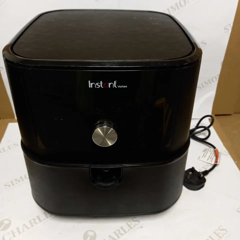 INSTANT POT VORTEX AIR FRYER