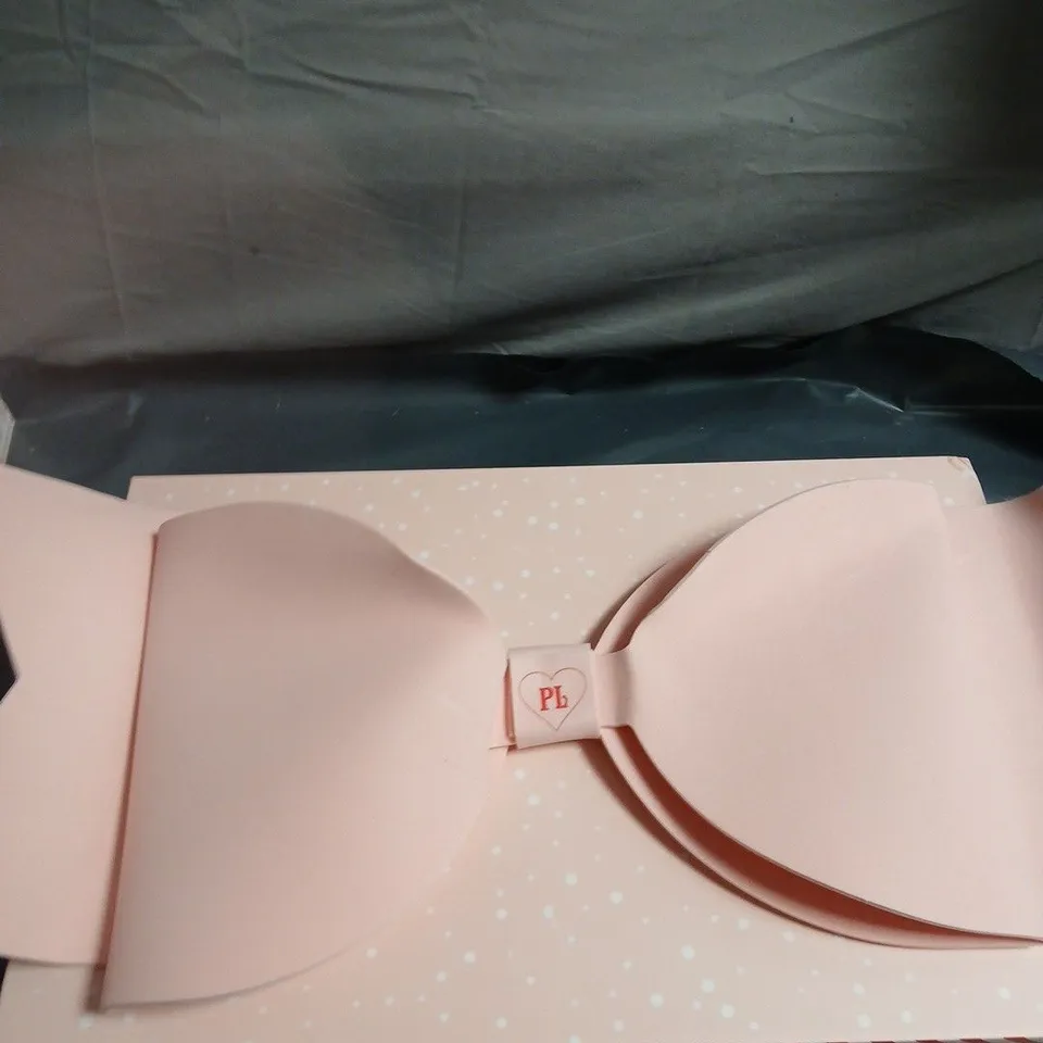 PLOUISE BEAUTY GIFT SET – PINK BOX WITH LIP PRODUCTS 