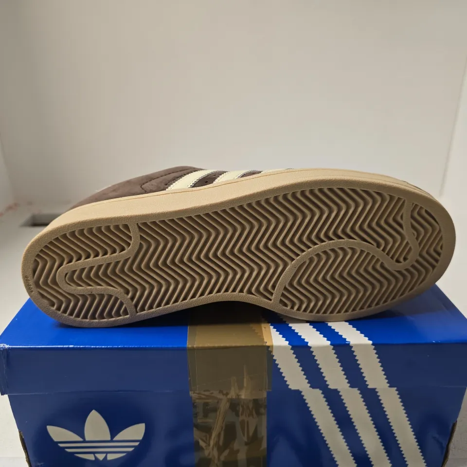 ADIDAS SUPERSTAR BROWN/OFF WHITE UK 7.5 BOXED