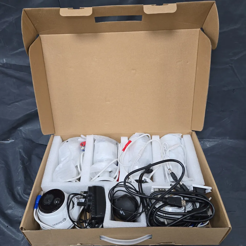 SWANN SWDVK-849804-UK 8-CHANNEL 5 MP SMART SECURITY SYSTEM - 4 CAMERAS
