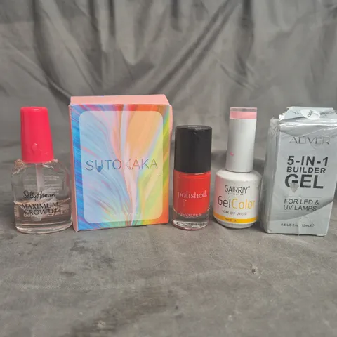 APPROXIMATELY 20 BOTTLES OF NAIL VARNISH TO INCLUDE POLISHED, SALLY HANSEN AND SUTOKAKA