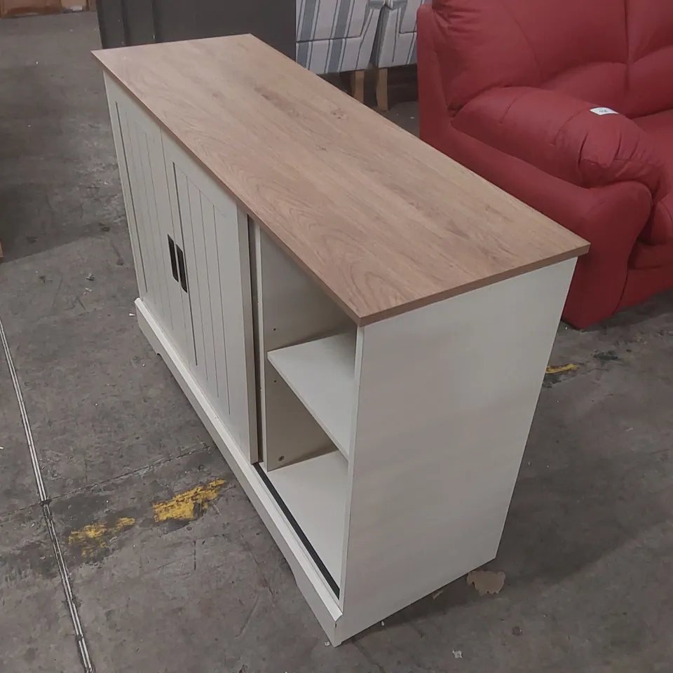 ERISON 2 SIDING DOORS AND 3 DRAWER SIDEBOARD