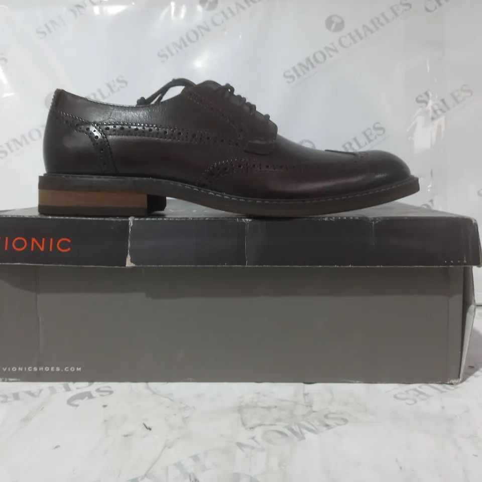 BOXED PAIR OF VIONIC LACE UP SHOES IN BROWN UK SIZE 9