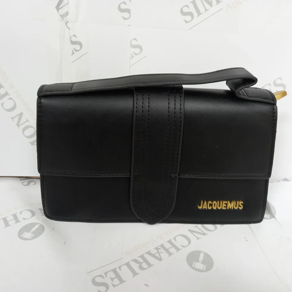 JACQUEMUS LEATHER HANDBAG