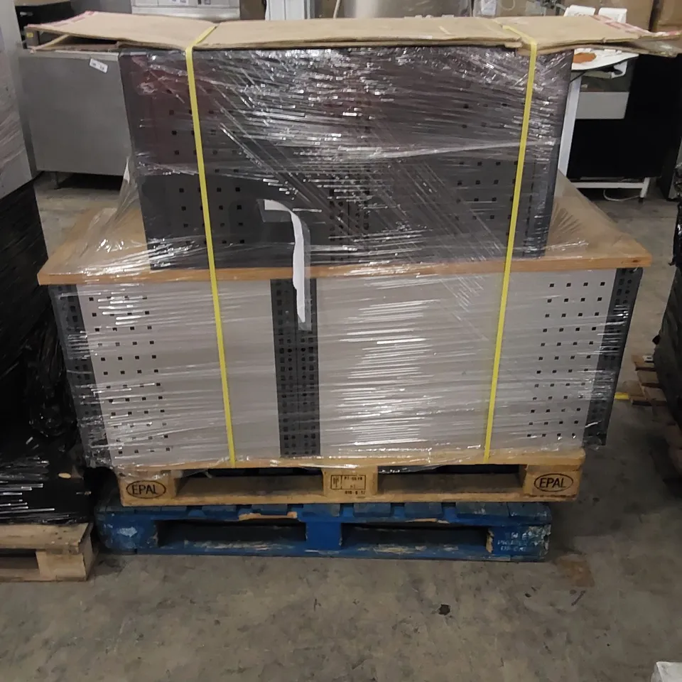 PALLET TO CONTAIN ASSORTED STORAGE UNITS 