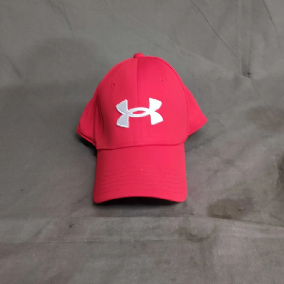 UNDER ARMOUR BASEBALL CAP – RED WITH WHITE UA LOGO