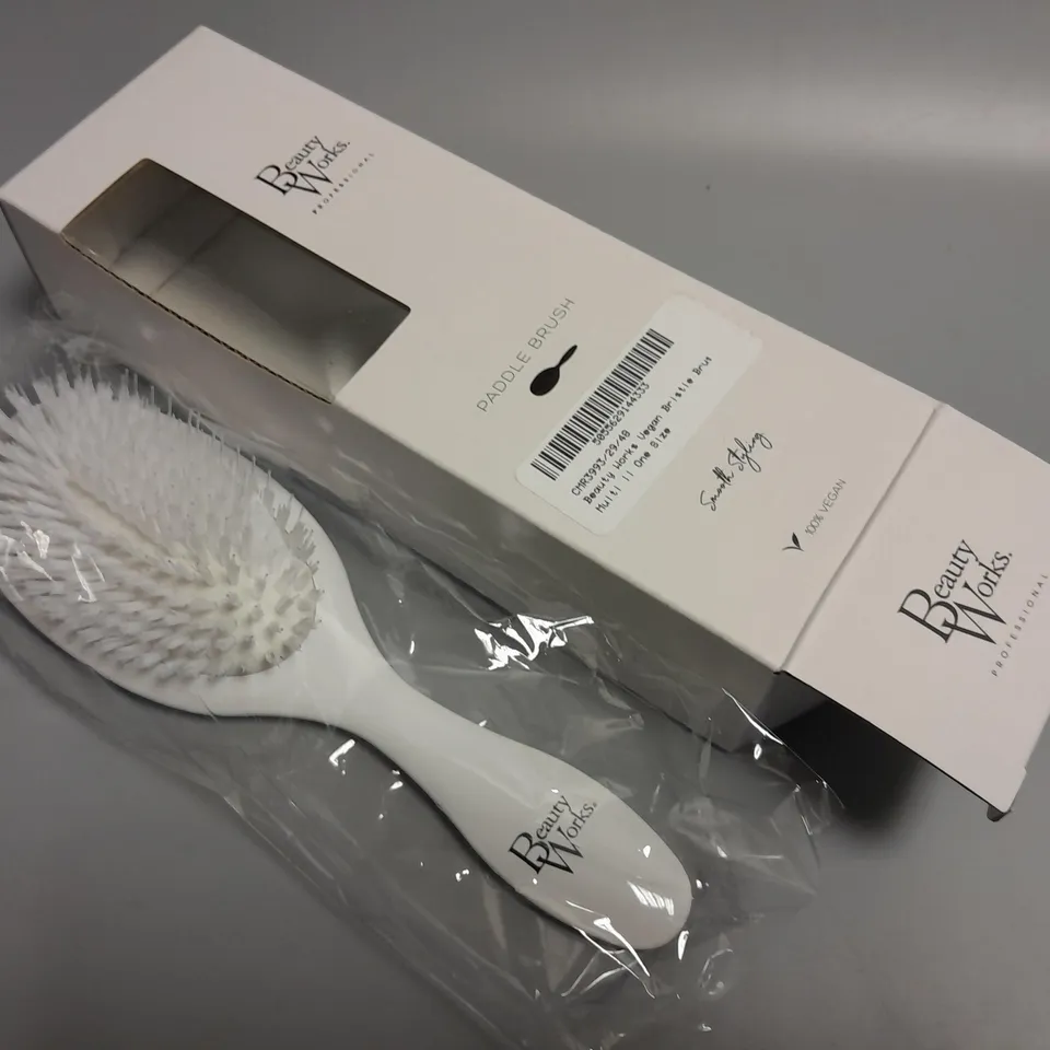 BOXED BEAUTY WORKS PADDLE BRUSH
