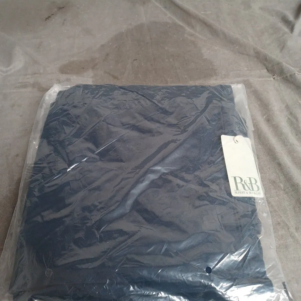 RUPERT AND BUCKLEY CROPPED CHINO PANT SIZE 14