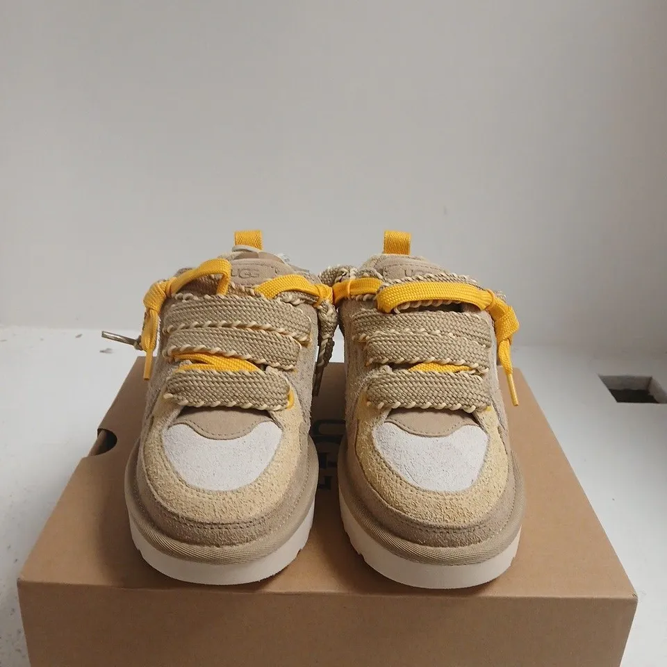 BOXED PAIR UGG WOMEN'S BIARRITZ BEIGE SUEDE TRAINERS – UK 6