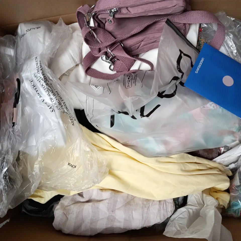 APPROXIMATELY 30 ASSORTED CLOTHING ITEMS IN VARIOUS SIZES, STYLES & COLOURS TO INCLUDE BRANDS SUCH AS DAZY, MATALAN, BOBO, ETC - COLLECTION ONLY