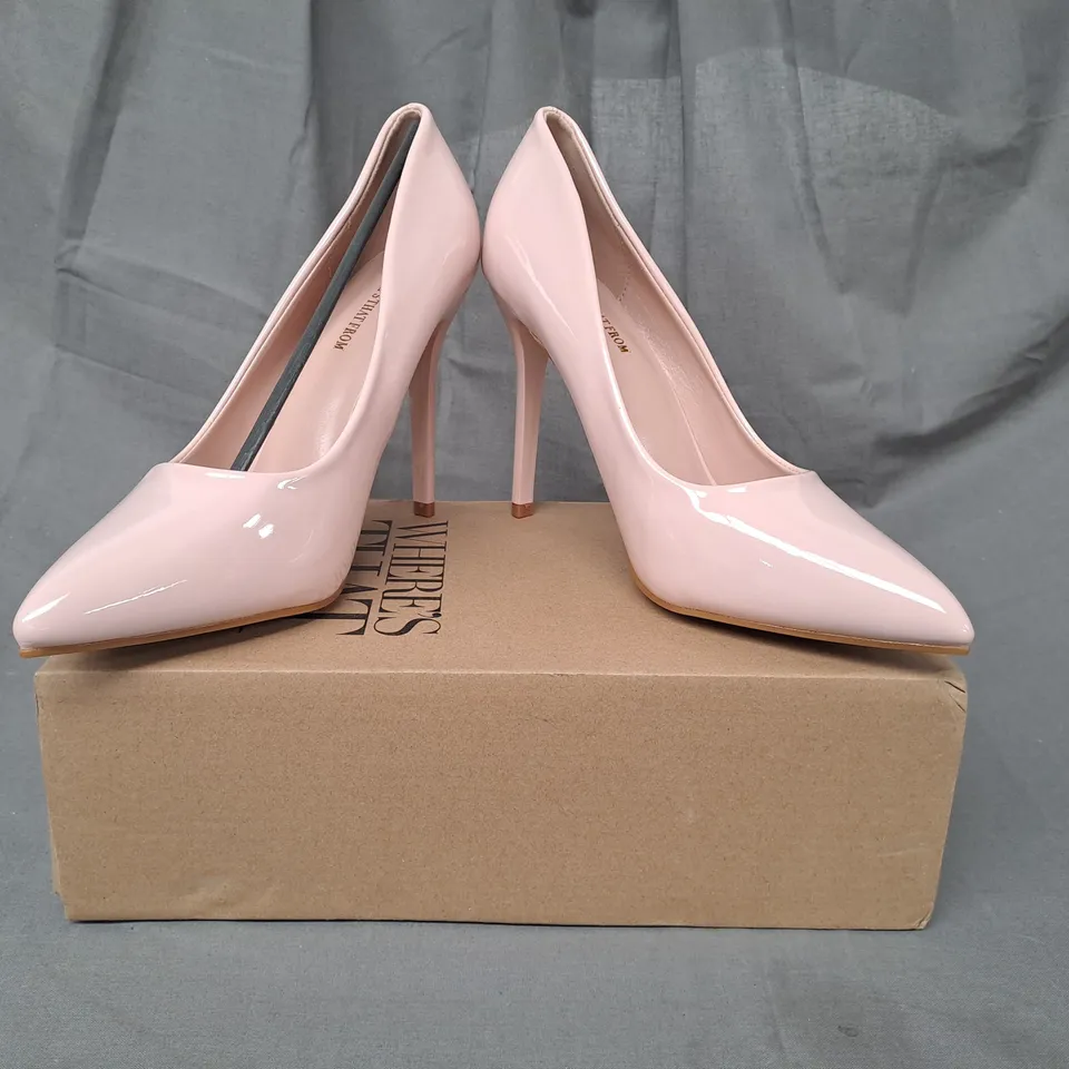BOXED PAIR OF WHERE'S THAT FROM POINTED TOE HIGH HEEL SHOES IN PINK EU SIZE 39