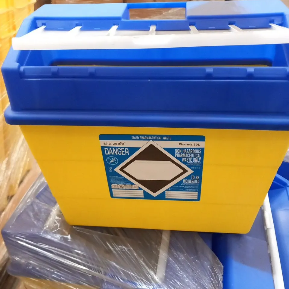 PALLET OF APPROXIMATELY 6 SHARPSAFE PHARMA 30L SOLID PHARMACEUTICAL WASTE BINS