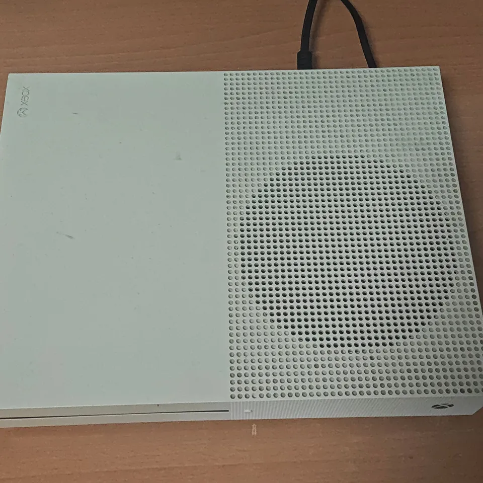 UNBOXED XBOX ONE S DISC EDITION CONSOLE - 1681