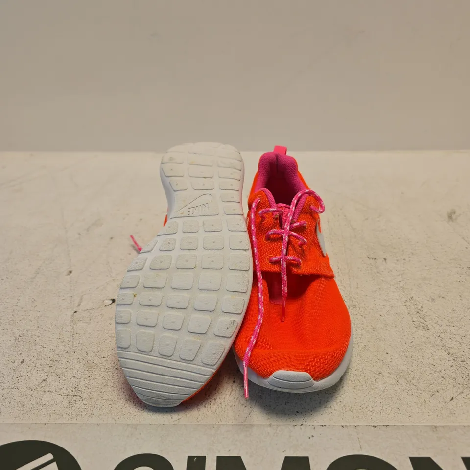 NIKE RUNNING SHOES – PINK, UK 6 (WOMEN'S)