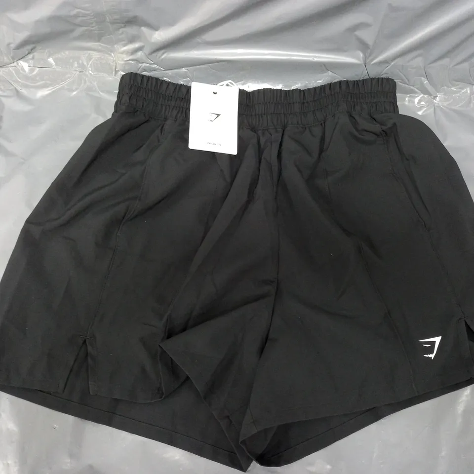 GYMSHARK PINTUCK SHORTS IN BLACK - SMALL
