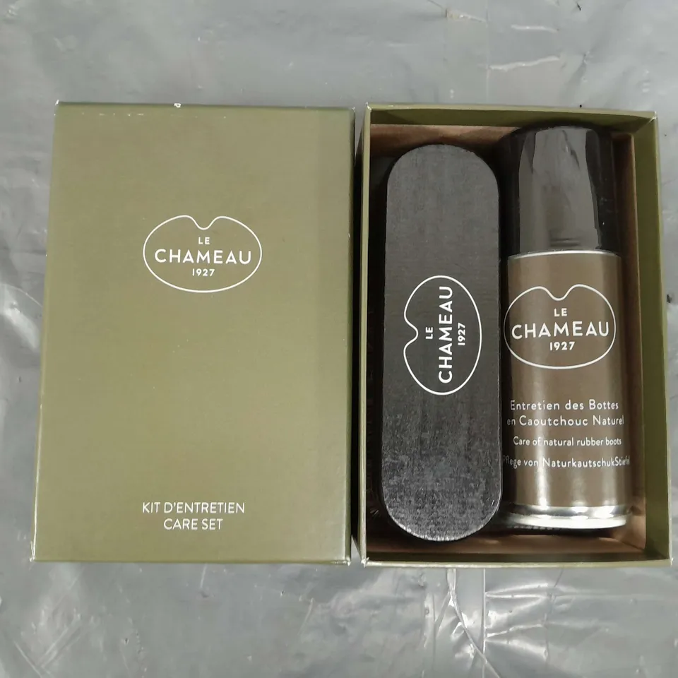 LE CHAMEAU BOOT CARE KIT