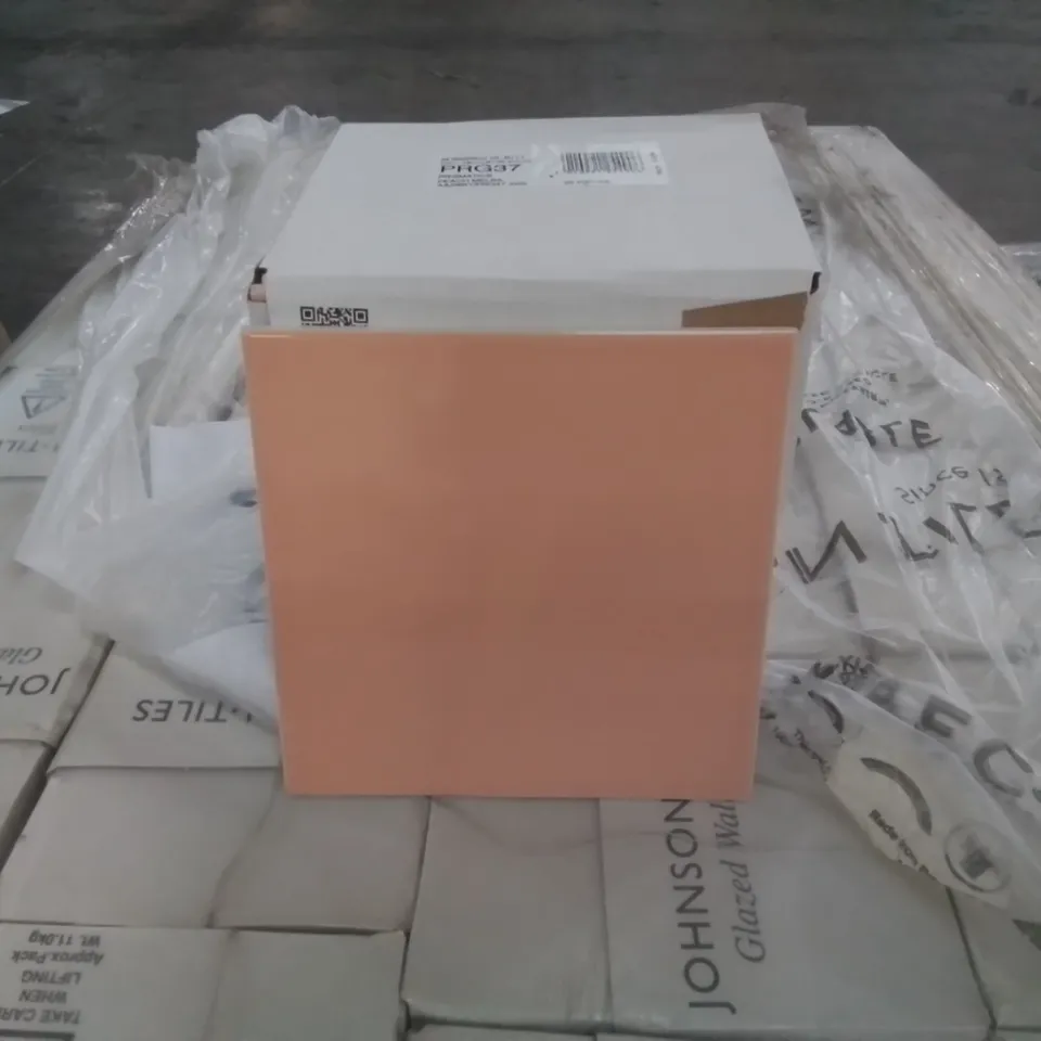 PALLET TO CONTAIN APPROX 96 X CARTONS OF JOHNSON PRISMATICS PEACH MELBA GLAZED WALL TILES - 25 TILES PER CARTON // TILE SIZE: 197 X 197 X 6.5mm