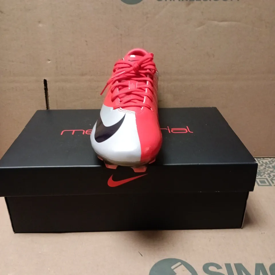 NIKE MERCURIAL SUPERFLY FG SE FOOTBALL BOOTS – MEN'S, UK 8.5 (US 9.5)