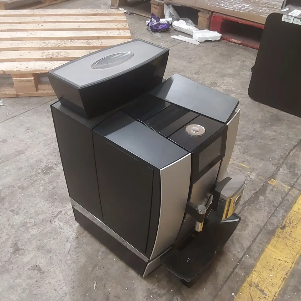 GIGA X3C PROFESSIONAL BTC COMMERCIAL COFFEE MACHINE