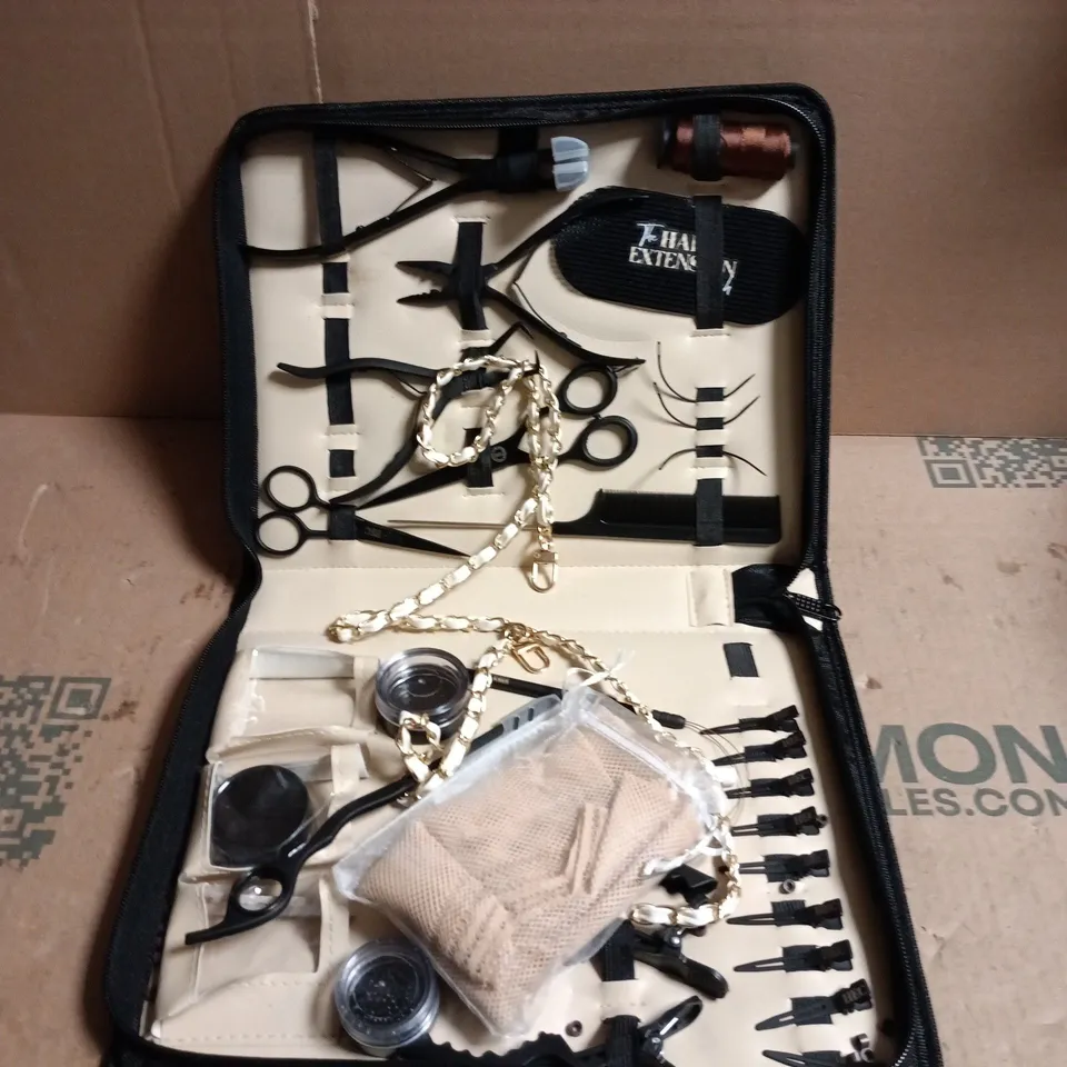 THE HAIR EXTENSION COACH KIT – HAIR EXTENSION TOOLS IN CASE 