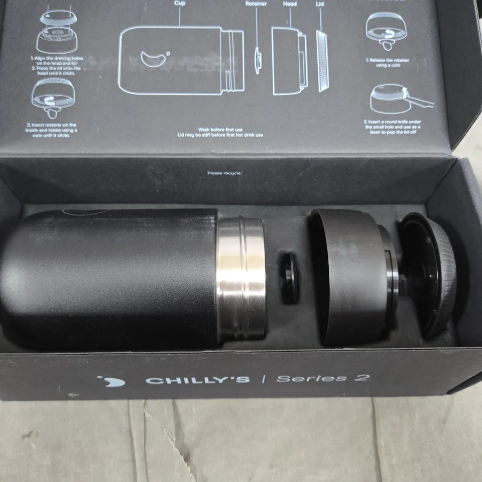CHILLY'S SERIES 2 VACUUM INSULATED BOTTLE – BLACK