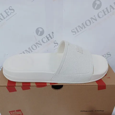 FITFLOP IQUSHION SLIDES SIZE 5