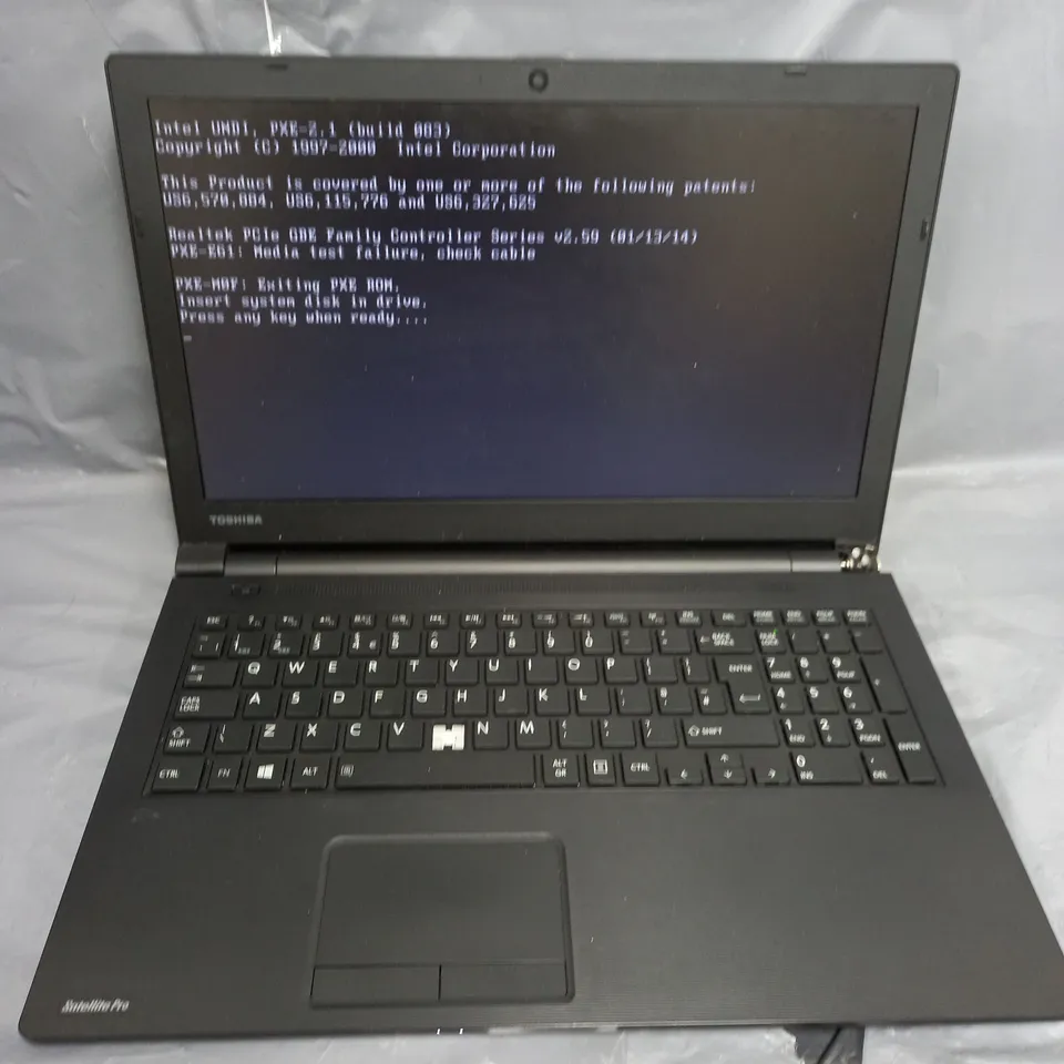 TOSHIBA SATELLITE PRO R50-B	15 INCH I3-4005U 1.70GHZ