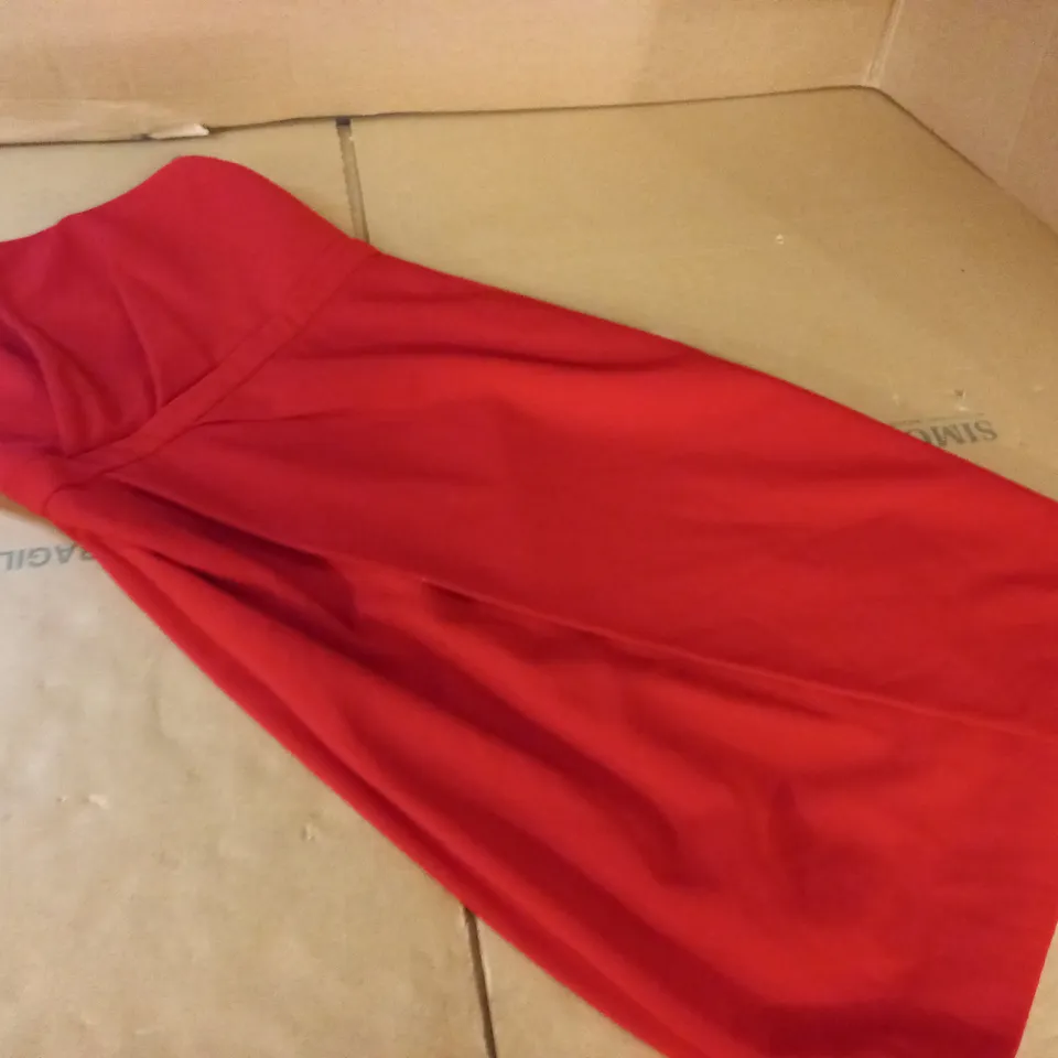 HOUSE OF LONDON RED DRESS - M