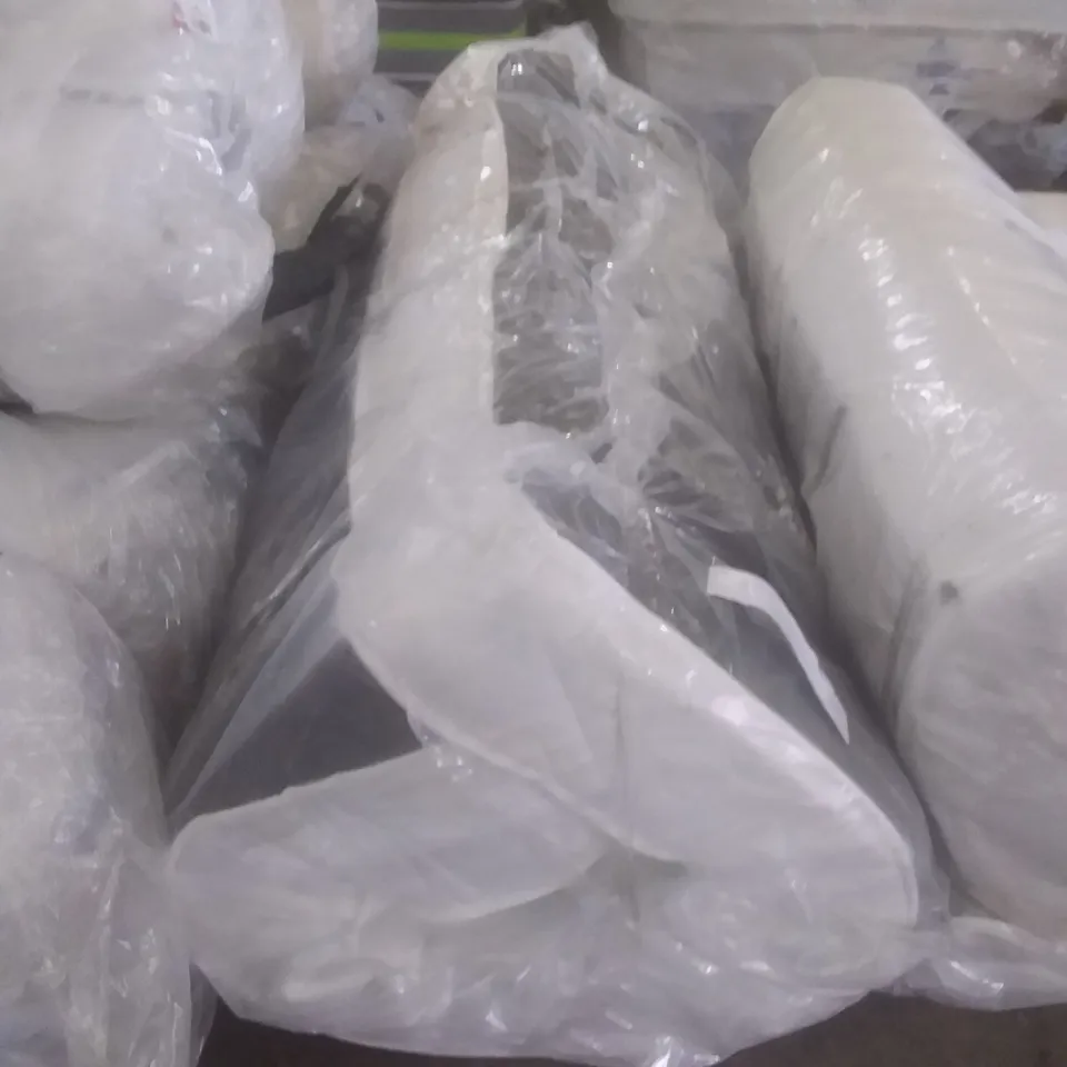 QUALITY BAGGED HYBRID MEMORY FOAM AIR CONDITIONED KING SIZE 5' MATTRESS